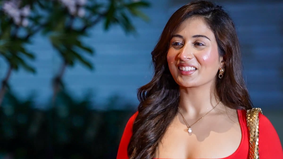 Shreya Kalra’s Style & Makeup Look After Winning Lock Upp Season 1 